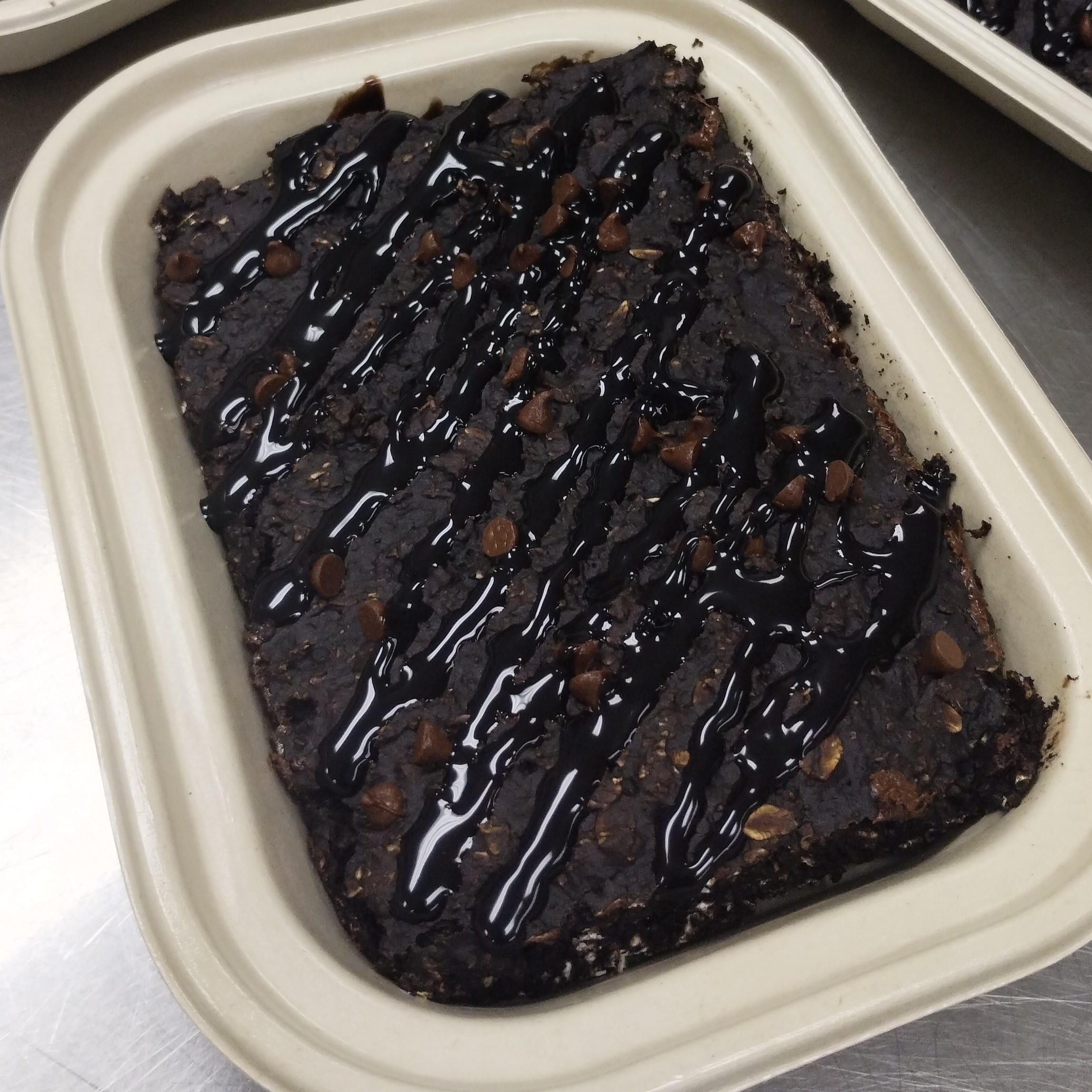 Breakfast Brownie Oat bake
